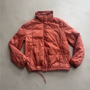 Madewell Travel Packable Puffer Jacket in Coral color